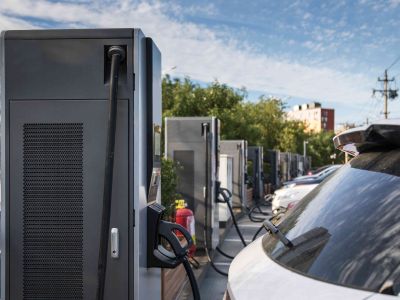 崔东树：新能源车用户要的“确定性”成高端配置下放关键