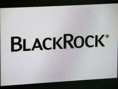 美国私募信贷危机扩散!“全球最大资管”也被迫“限制赎回”旗下私募信贷基金