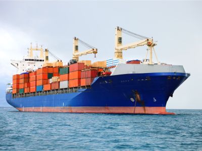 “悄然运油”！战争爆发后伊朗1200万桶原油仍经霍尔木兹海峡外运