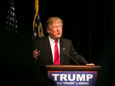 普京与特朗普通电话讨论伊朗局势