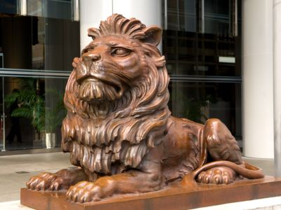 中东局势冲击欧洲银行：小摩警示汇丰、渣打盈利面临最大压力