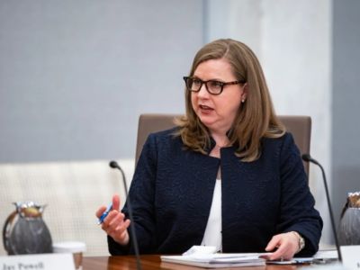 美联储副主席鲍曼：下周将公布银行资本新规 旨在鼓励扩大放贷