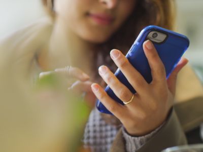 CINNO Research：成本与需求双重挤压 3月手机面板价格延续跌势