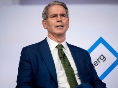 “3%赤字梦”渐远：关税受挫叠加中东战争，美国财长贝森特遭遇财政“双重夹击”