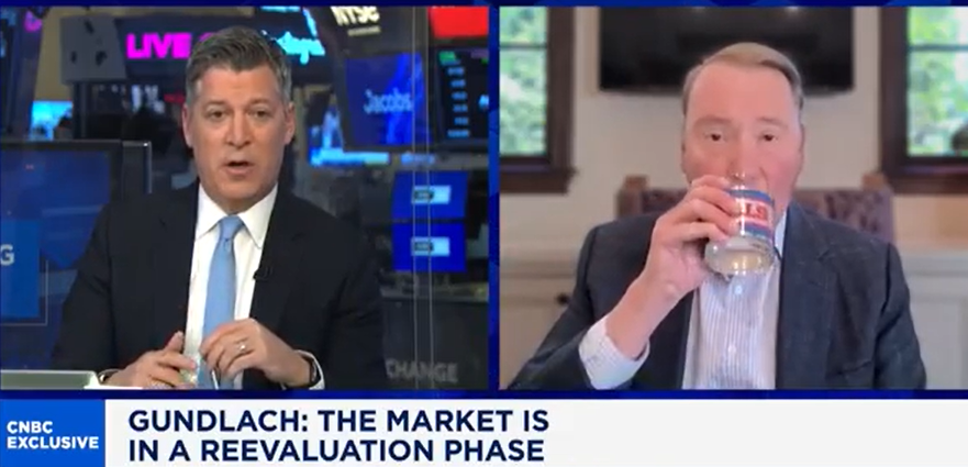 “新债王”Gundlach：美股还没到买入时机，今年降息预期已破灭，现在是抄底黄金的好时候 - 图片2