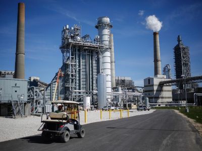 工信部：加力推进石化化工行业老旧装置更新改造 促进行业提质升级