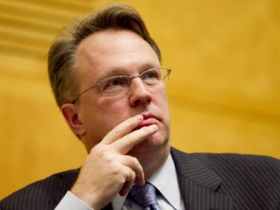 美联储“三把手”：能源冲击或推高通胀，但无需调整利率