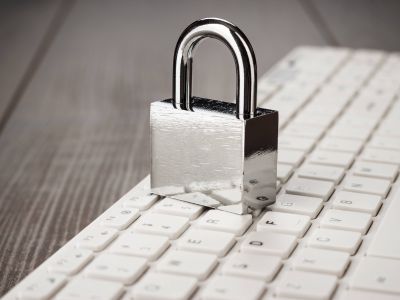 李强签署国务院令 公布《国务院关于产业链供应链安全的规定》