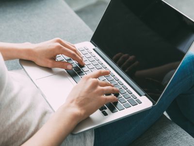 Counterpoint Research：存储成本上涨趋势持续 预计2026年笔电面板市场同比下滑5%