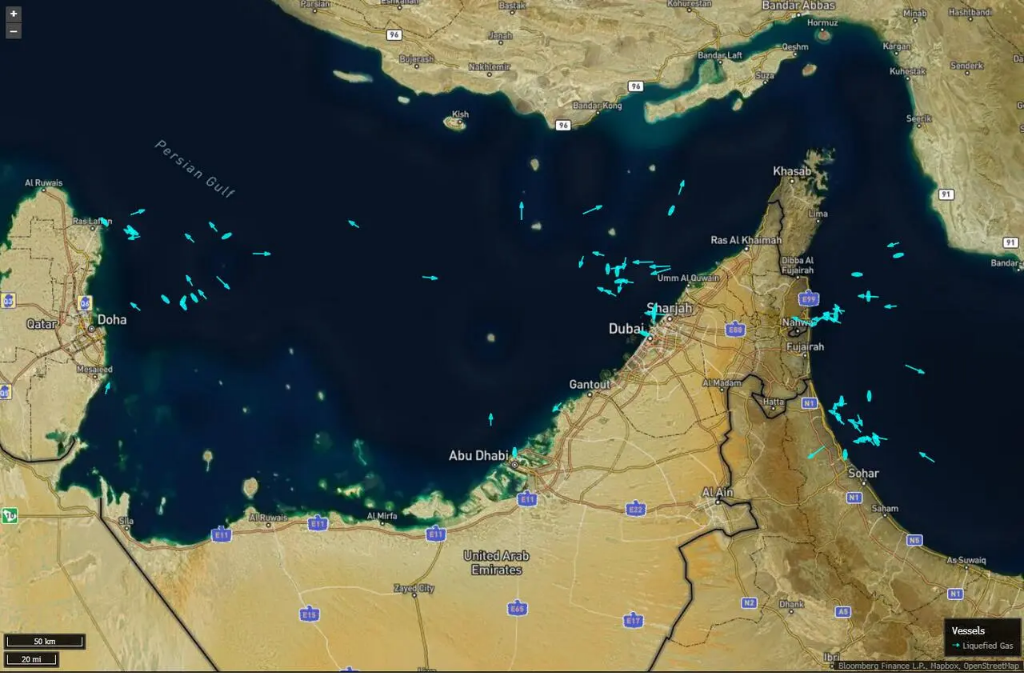 停火细节不明,被困霍尔木兹的800艘船,还是不敢动 - 图片1