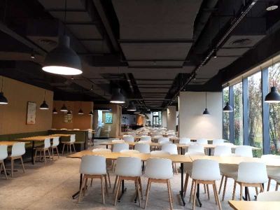 中国烹饪协会：一季度全国餐饮收入14623亿元 同比增长4.2%