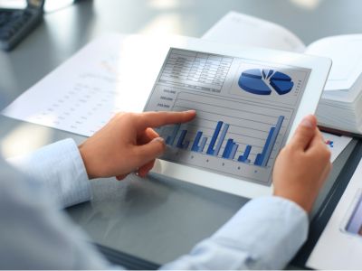 工信部：一季度我国数字产业收入9.5万亿元  同比增长12.9%