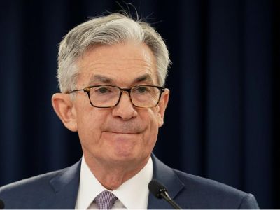 美联储任命鲍威尔为临时主席 直至沃什正式宣誓就职