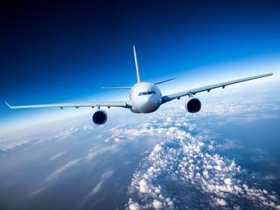 IATA：中东航线中断和油价高企致航空业盈利能力减半