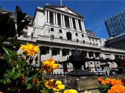 英国央行维持利率在3.75%：两鹰派官员力主加息，行长贝利称当前“主动观望”已是紧缩