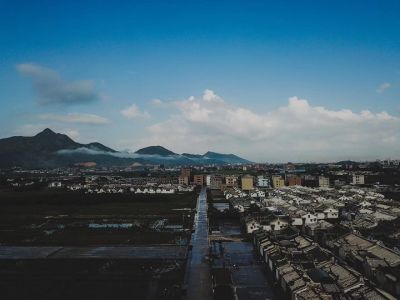形态发生币2美元关口承压：链上燃料充足但技术面待确认