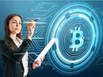 摩根资管首次将比特币纳入长期假设：十年年化回报10%，但55%波动率成隐忧