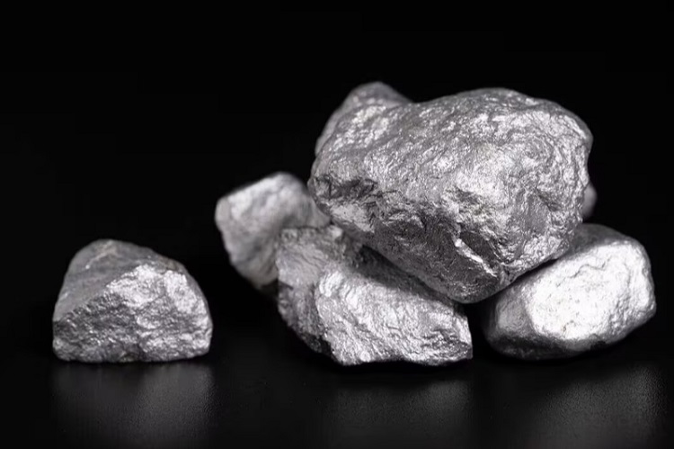 中国需求引爆，单月反弹35%后，铂金飙涨还能持续多久？